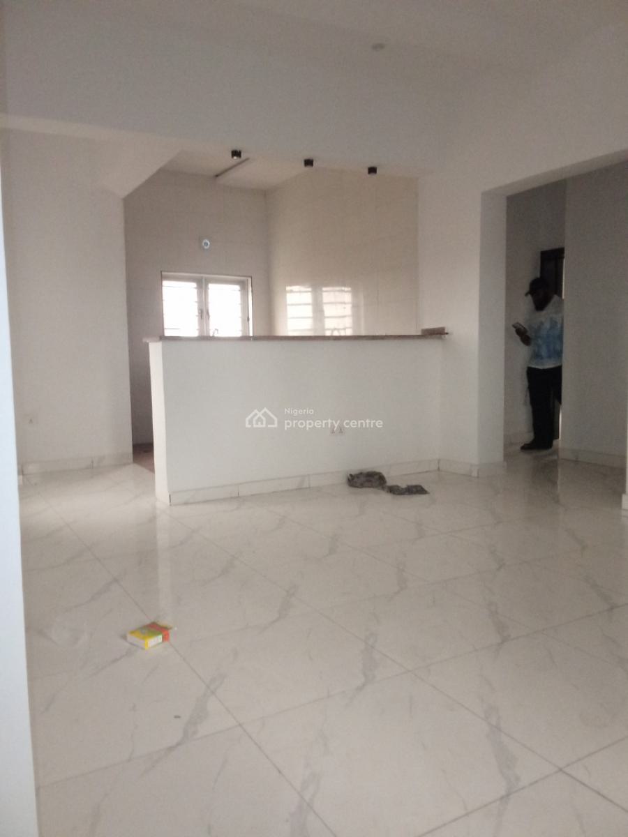 Brand New 2beds Flat, Oposite Chevron, Lekki, Lagos, House for Rent