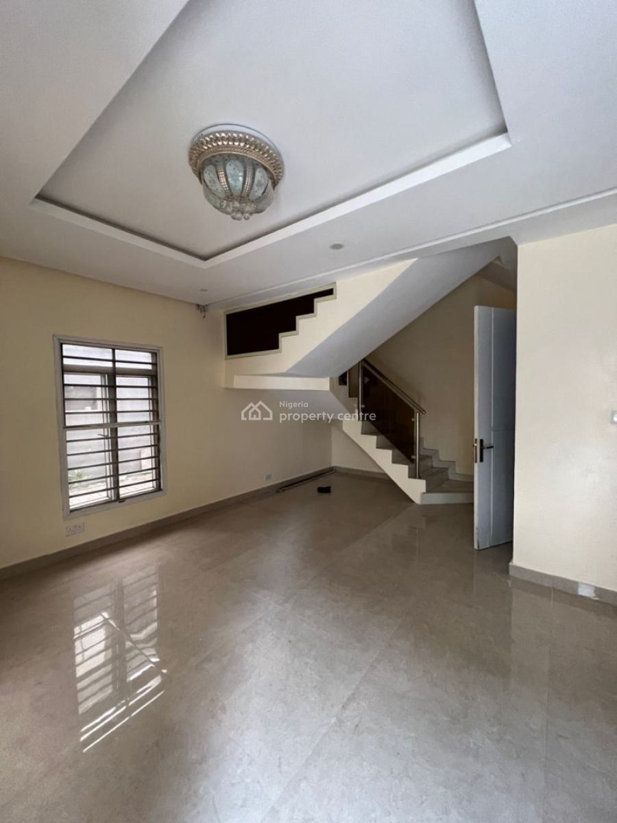 3 Bedroom Apartment with Elevator and Boys Quarters, Lekki Phase 1, Lekki Phase 1, Lekki, Lagos, Flat / Apartment for Rent