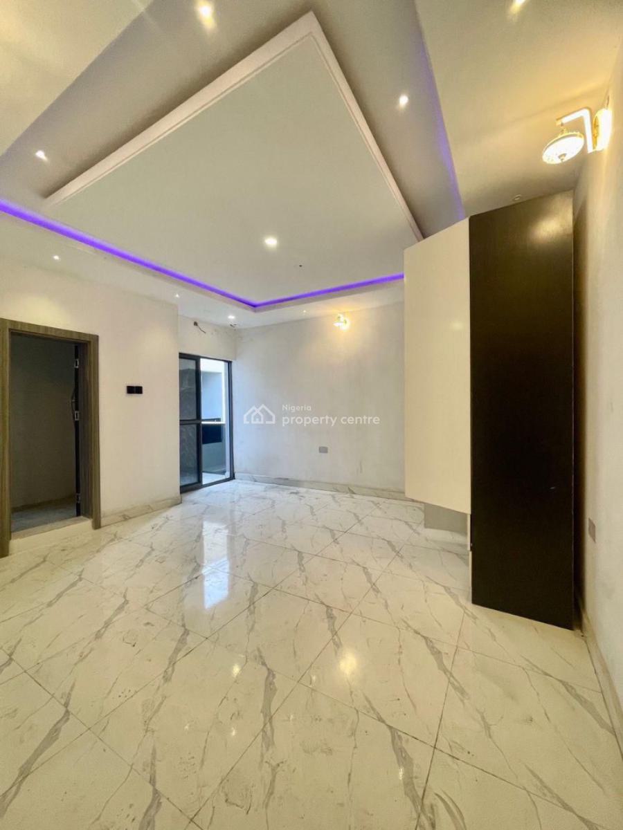 Elegant 3 Bedroom Terrace Duplex Plus Garage & a Room Bq, Elegant 3 Bedroom Terrace Duplex Plus Garage & a Room Bq, Yaba, Lagos, House for Sale
