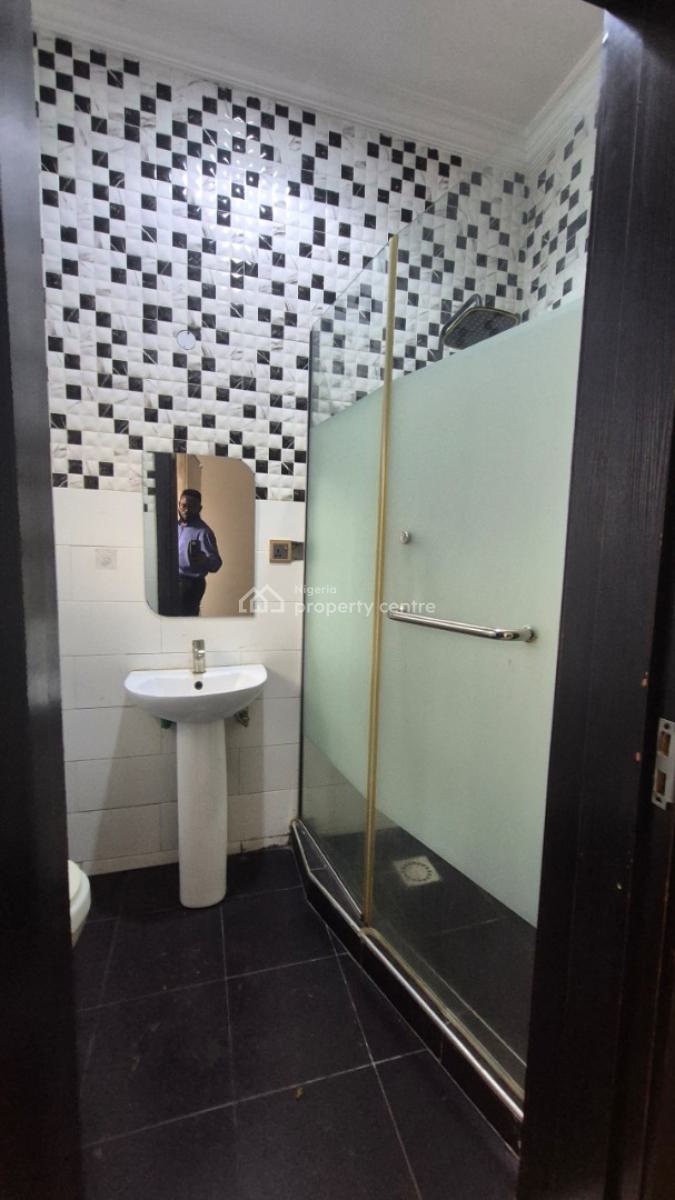 3bed Room Flat at Ikeja Gra, Gra, Ikeja, Lagos, Flat / Apartment for Rent
