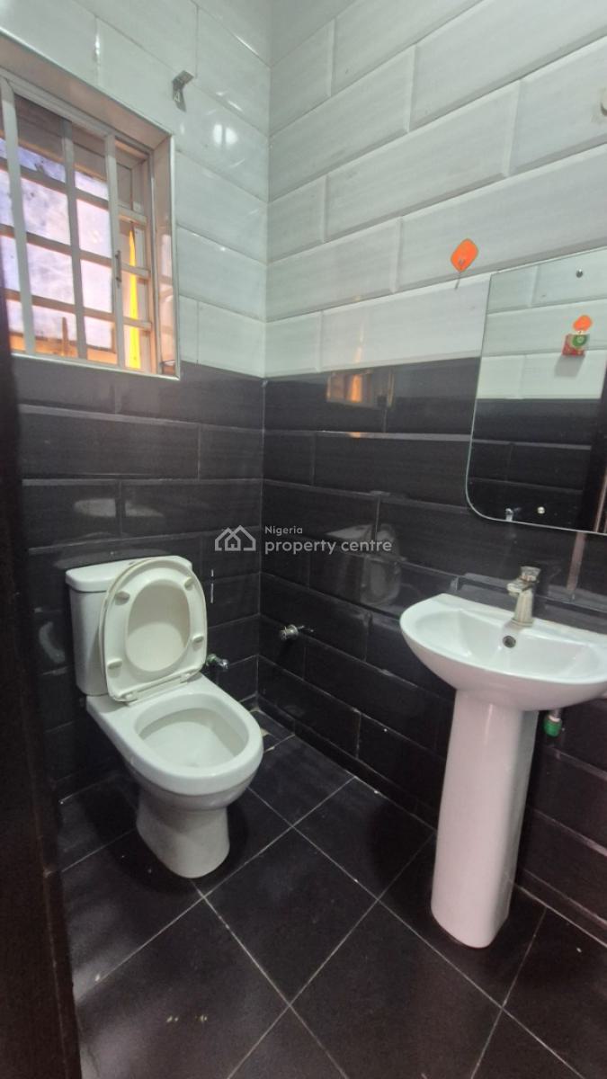 3bed Room Flat at Ikeja Gra, Gra, Ikeja, Lagos, Flat / Apartment for Rent