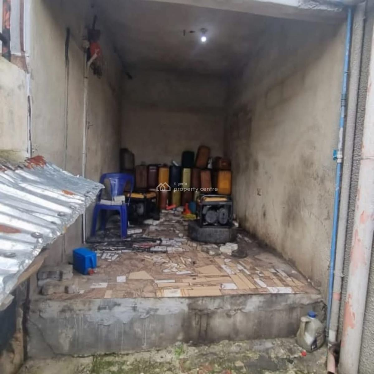 2-bedroom Bungalow Wt Spacious 2units Self-con, and 1shop., Eneka, Port Harcourt, Rivers, Detached Bungalow for Sale