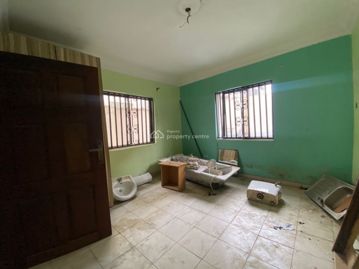 Luxury 3 Bedroom Flat, Gra Phase 1, Magodo, Lagos, Flat / Apartment for Rent