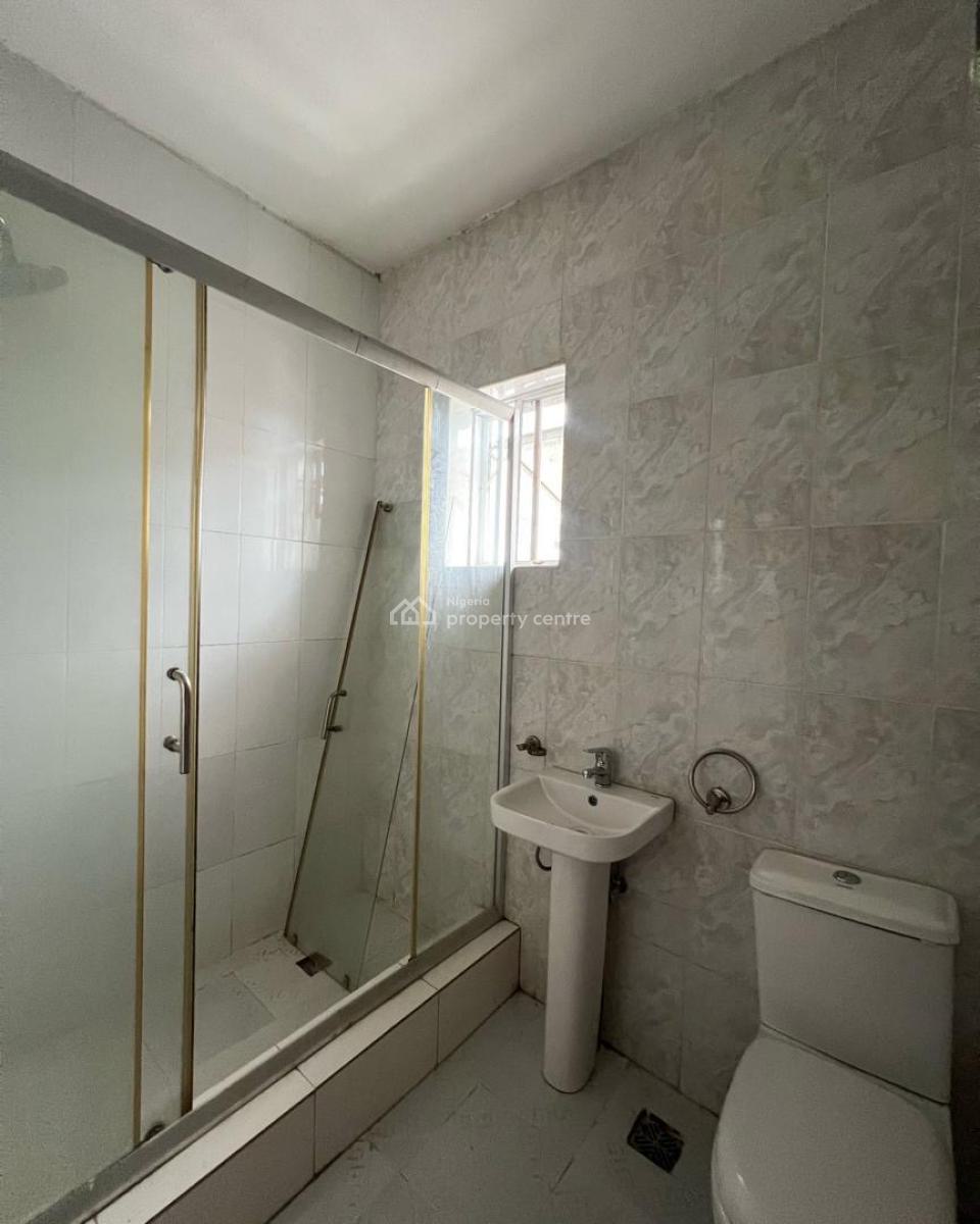 Spacious 4 Bedroom Semi Detached House with Bq, Lekki 1, Lekki, Lagos, Semi-detached Duplex for Rent
