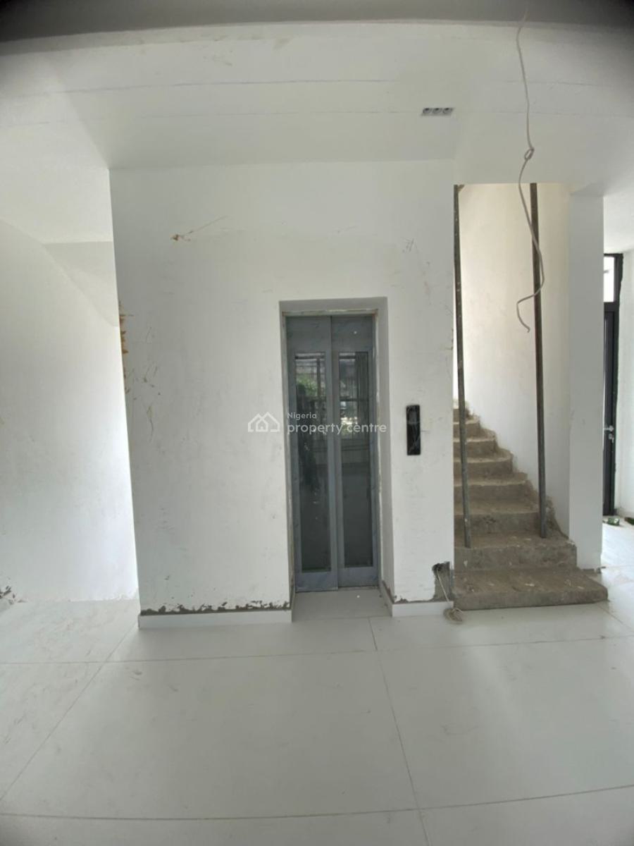 5 Bedroom Villa, with Swimming Pool, Elevator, and 2 Service Quarters, Banana Island, Ikoyi, Lagos, Detached Duplex for Sale
