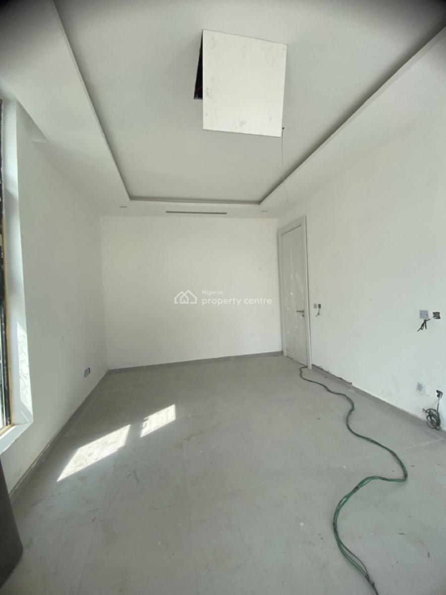 5 Bedroom Villa, with Swimming Pool, Elevator, and 2 Service Quarters, Banana Island, Ikoyi, Lagos, Detached Duplex for Sale