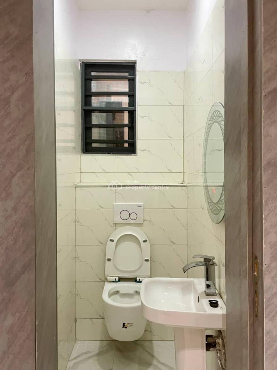 Fully Serviced Two Bedroom Apartment + Bq, Off Freedom Way Lekki, Lekki Phase 1, Lekki, Lagos, Flat / Apartment for Rent