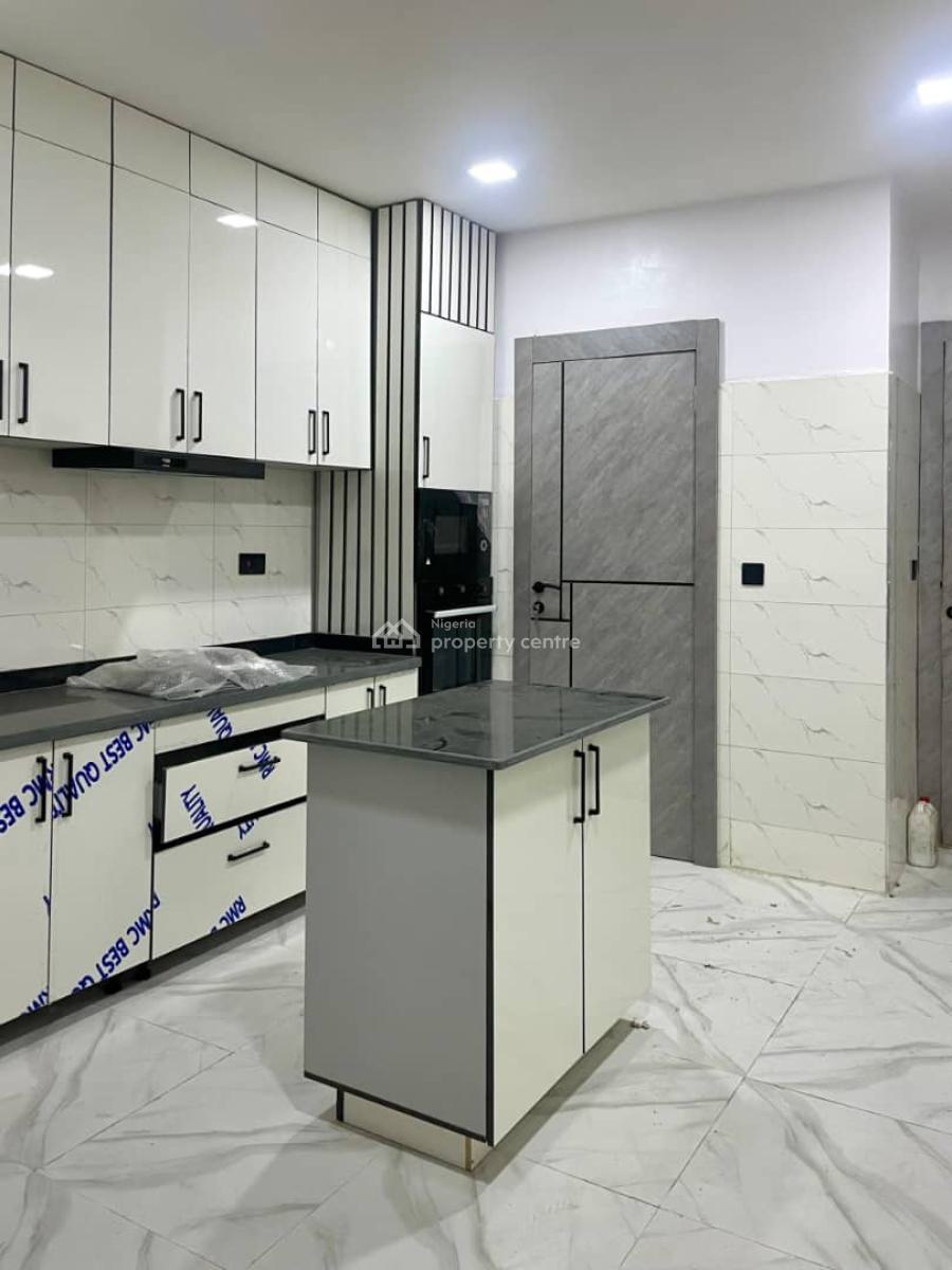 Fully Serviced Two Bedroom Apartment + Bq, Off Freedom Way Lekki, Lekki Phase 1, Lekki, Lagos, Flat / Apartment for Rent