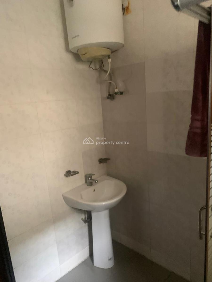 Clean 2bed Flat in a Secured Estate, Badore, Ajah, Lagos, Flat / Apartment for Rent