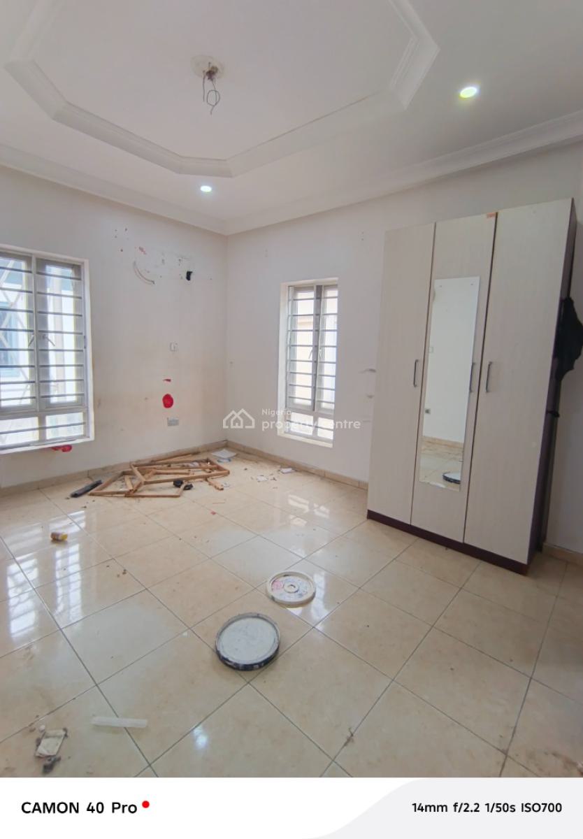Standard Room Selfcon with Big Kitchen in Ikota, Ikota B4 Gra Gate, Ikota, Lekki, Lagos, Self Contain (single Rooms) for Rent