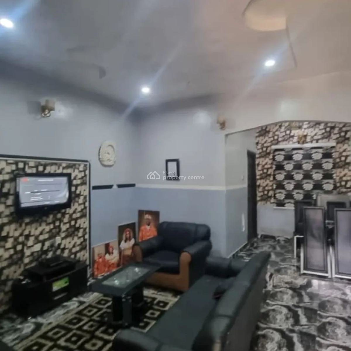 Standard 2 Bedroom Bungalow with 2 Units of Selfcontain and a Shop, Unity Estate Off Eneka Rumukwurushi Road, Eneka, Port Harcourt, Rivers, Detached Bungalow for Sale