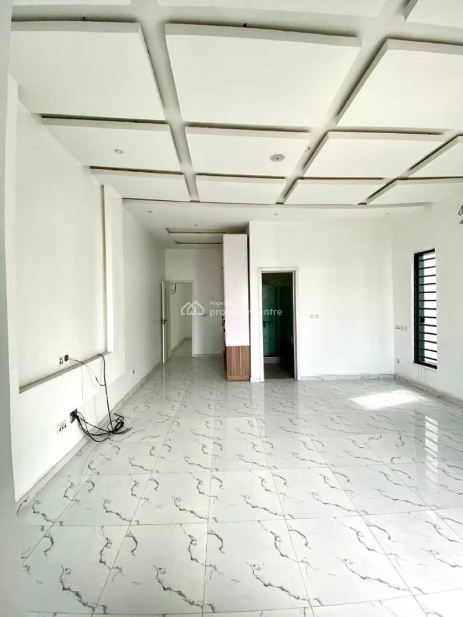 Morden 3 Bedroom Semi Detached Duplex with Bq, Chevron Drive, Lekki, Lagos, Semi-detached Duplex for Rent