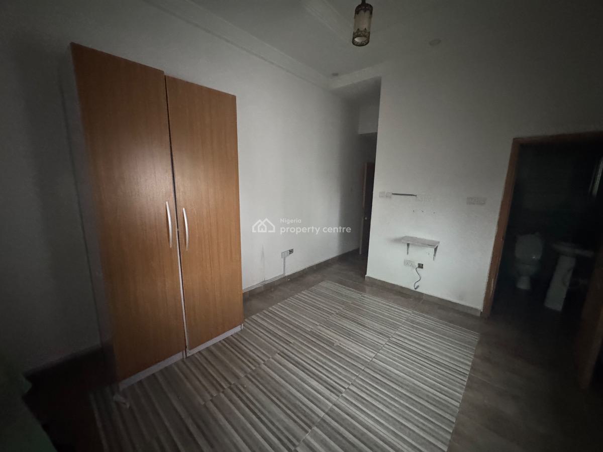 a Super and Spacous Studio Apartment(upstair), Off Freedom Way, Ikate, Lekki, Lagos, Self Contain (single Rooms) for Rent