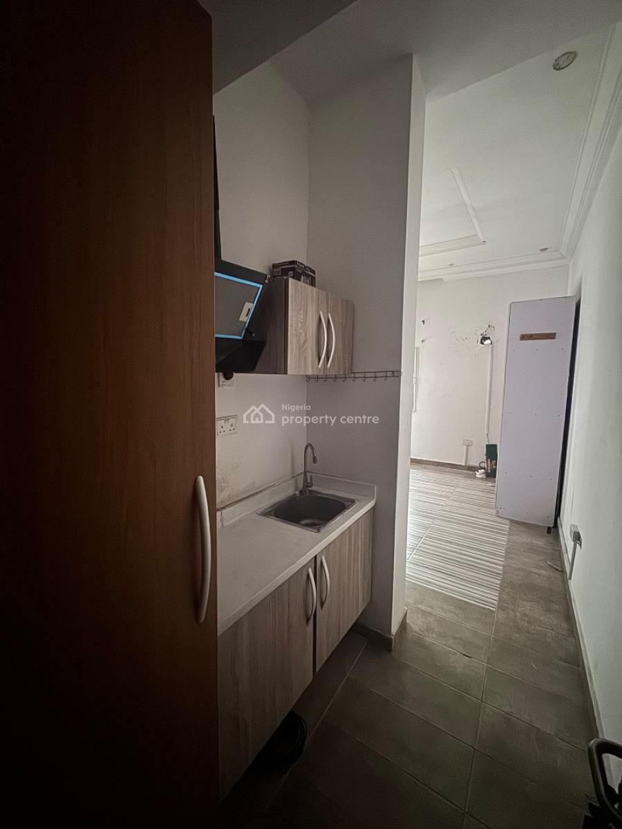 a Super and Spacous Studio Apartment(upstair), Off Freedom Way, Ikate, Lekki, Lagos, Self Contain (single Rooms) for Rent