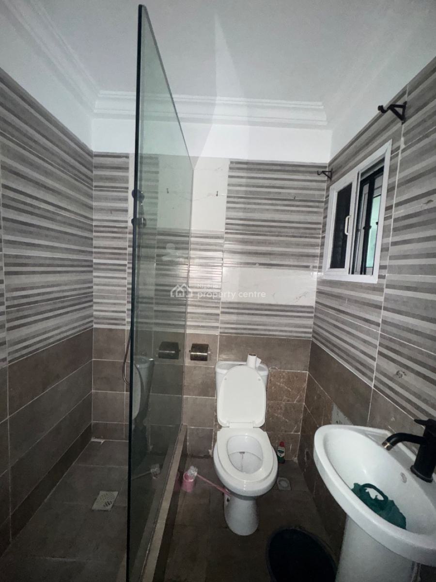 a Super and Spacous Studio Apartment(upstair), Off Freedom Way, Ikate, Lekki, Lagos, Self Contain (single Rooms) for Rent
