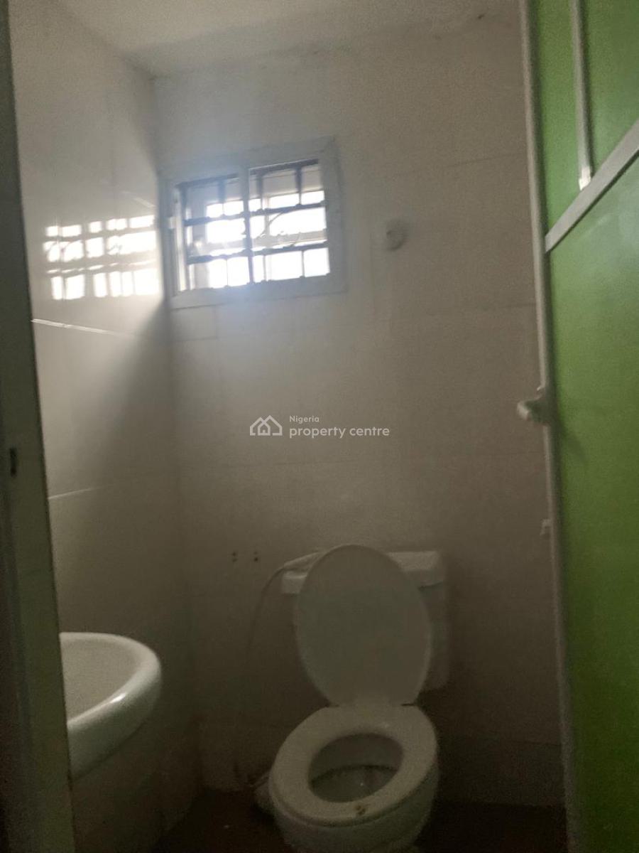 Nice Spacious 4-bedroom Flat, Millennium Estate, Gbagada, Lagos, Flat / Apartment for Rent