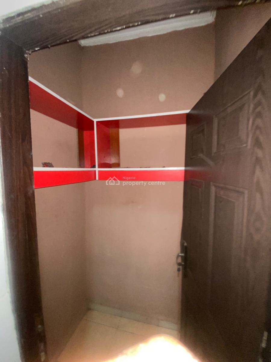 Nice 2 Bedroom Flat, 1st Floor, Tarred Rd, By Shafa Filling Station, Wuye, Abuja, Flat / Apartment for Rent