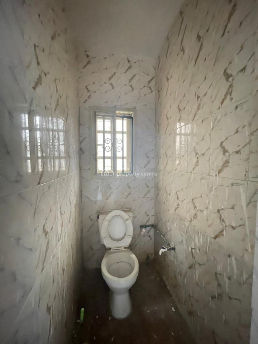 Spacious Self Contain, Orchid Road, Lekki, Lagos, Self Contain (single Rooms) for Rent