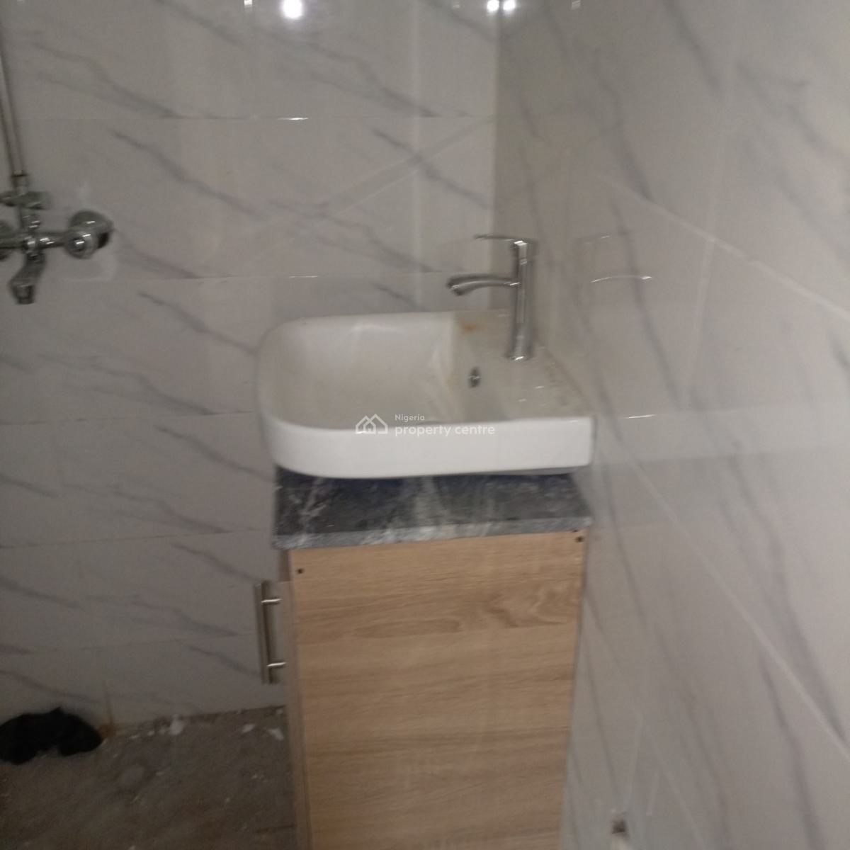 Newly Renovated and Spacious 2 Bedroom Flat, Kilo, Surulere, Lagos, Flat / Apartment for Rent
