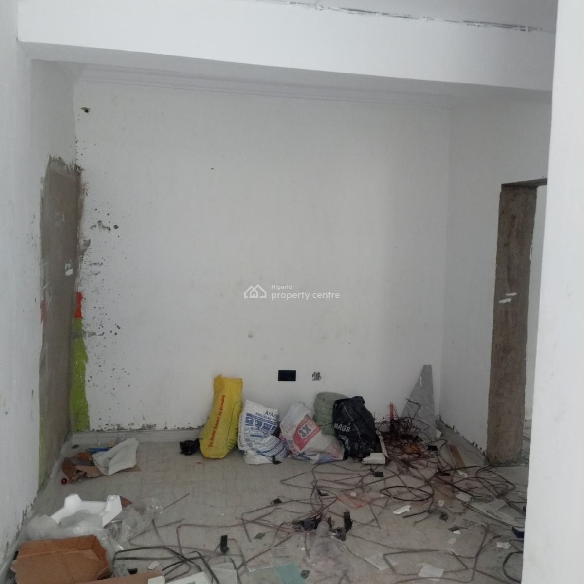 Newly Renovated and Spacious 2 Bedroom Flat, Kilo, Surulere, Lagos, Flat / Apartment for Rent