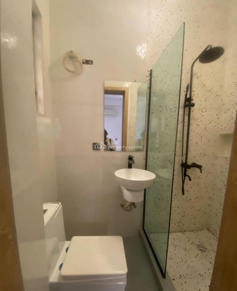 2 Bedeoom En-suite New Serviced Flat with Open Fitted Kitchen, Cooker,, Victoria Island (vi), Lagos, Flat / Apartment for Rent