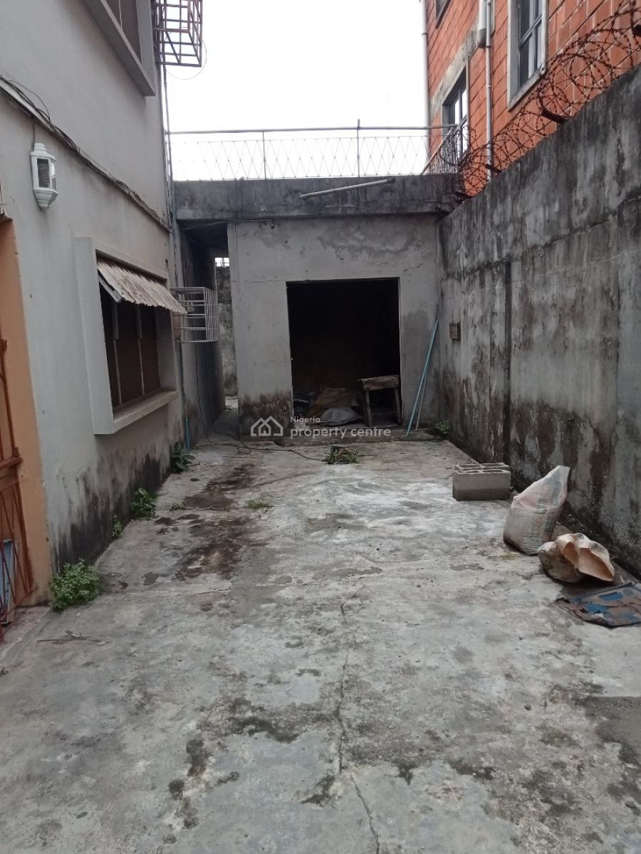 3 Bedroom Duplex with a Room Bq, Adeniyi Jones, Adeniyi Jones, Ikeja, Lagos, Semi-detached Duplex for Rent
