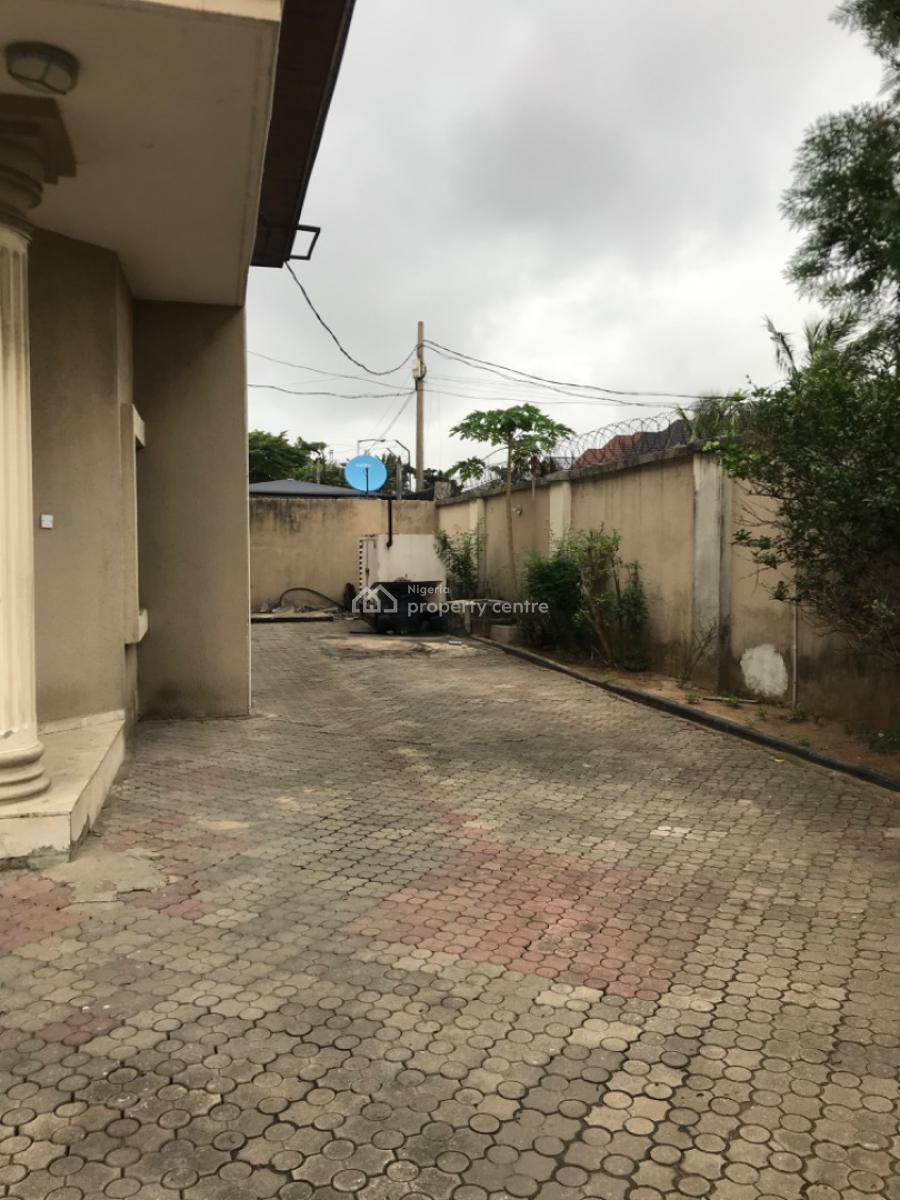 Massive Clean 4 Bedroom Semi Detached Duplex with 2bq @lekki Phase 1, Road 14, Lekki Phase 1, Lekki, Lagos, Semi-detached Duplex for Rent