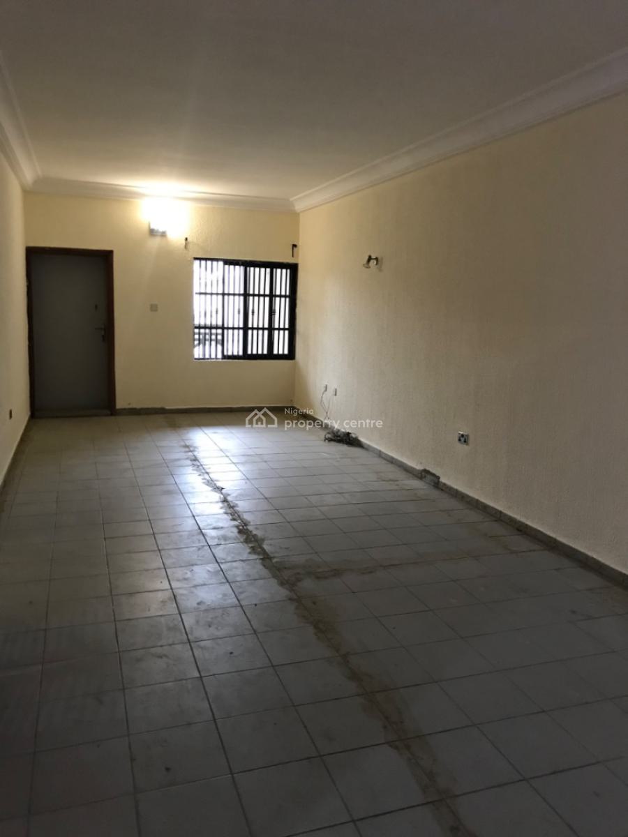 Massive Clean 4 Bedroom Semi Detached Duplex with 2bq @lekki Phase 1, Road 14, Lekki Phase 1, Lekki, Lagos, Semi-detached Duplex for Rent