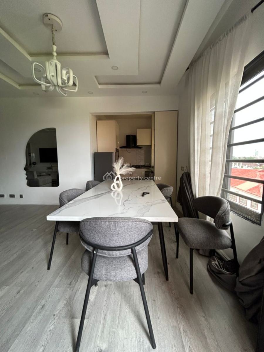 3 Bedroom Flat in a Secured Estate, Ikoyi, Lagos, Flat / Apartment for Rent