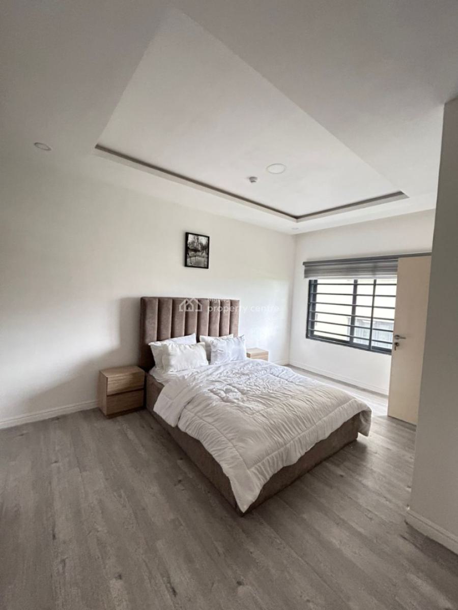 3 Bedroom Flat in a Secured Estate, Ikoyi, Lagos, Flat / Apartment for Rent