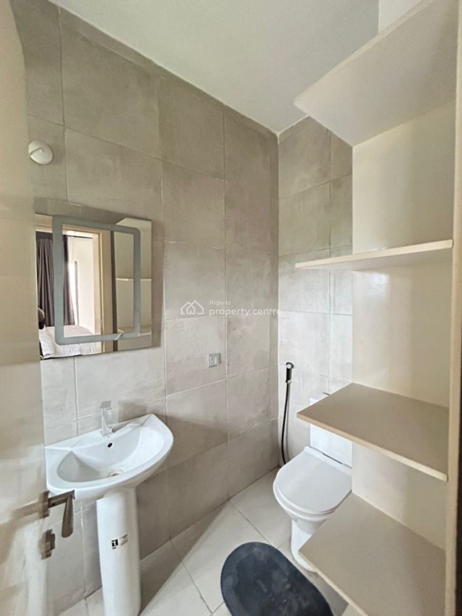 3 Bedroom Flat in a Secured Estate, Ikoyi, Lagos, Flat / Apartment for Rent