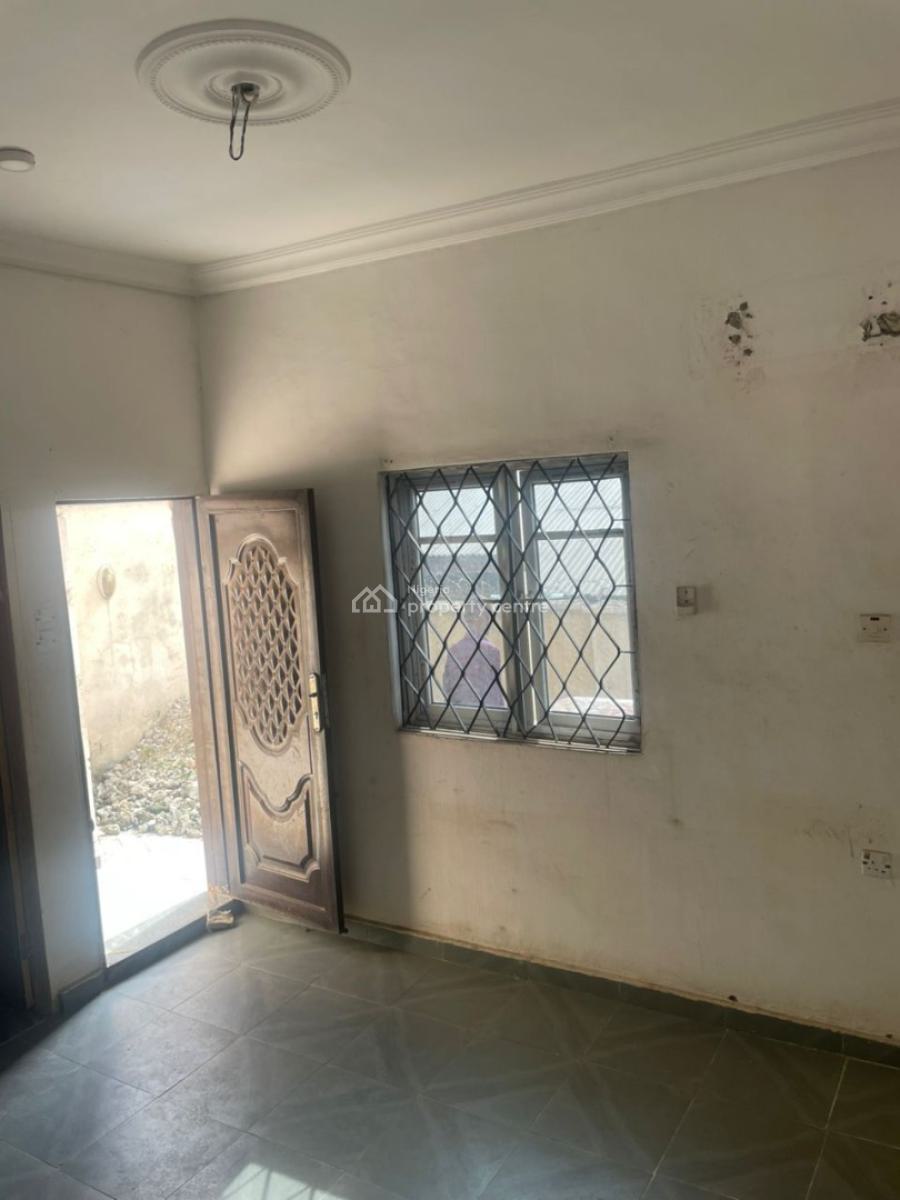 1 Bedroom, Haruna, Ogba, Ikeja, Lagos, Mini Flat (room and Parlour) for Rent
