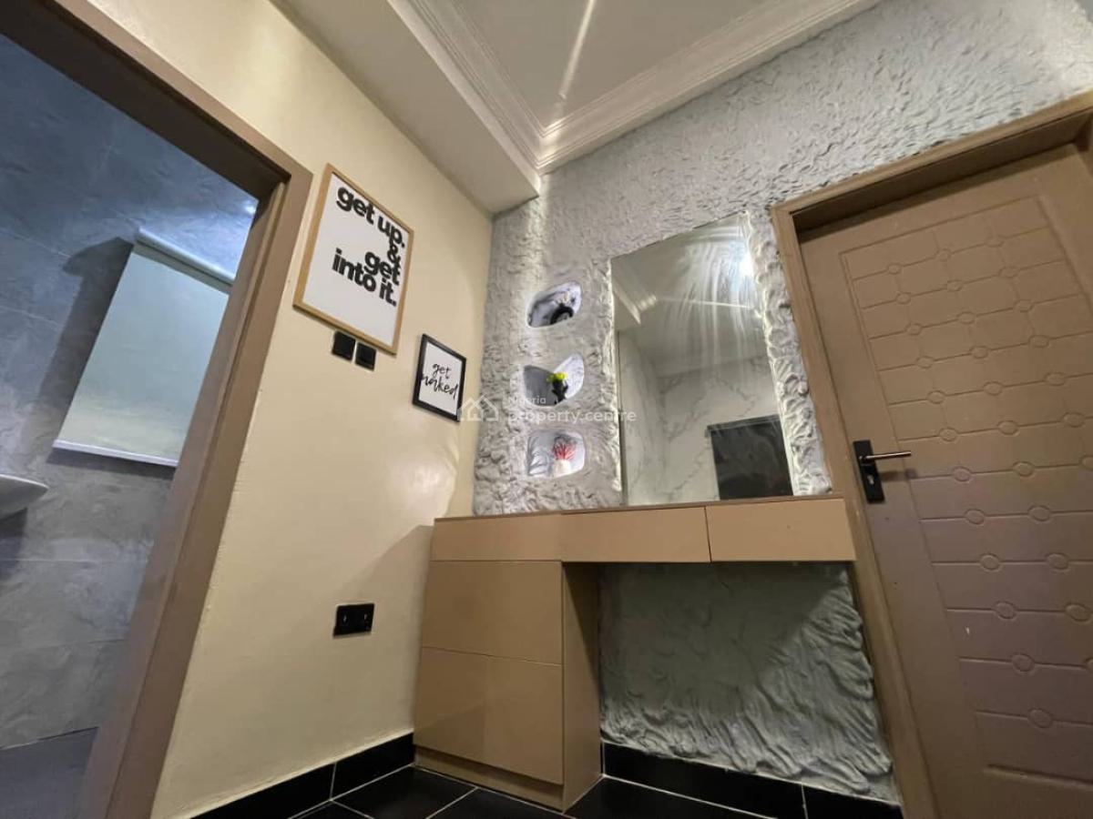 Beautiful One Bedroom with Bathub, Lekki, Lekki Phase 1, Lekki, Lagos, Mini Flat (room and Parlour) Short Let