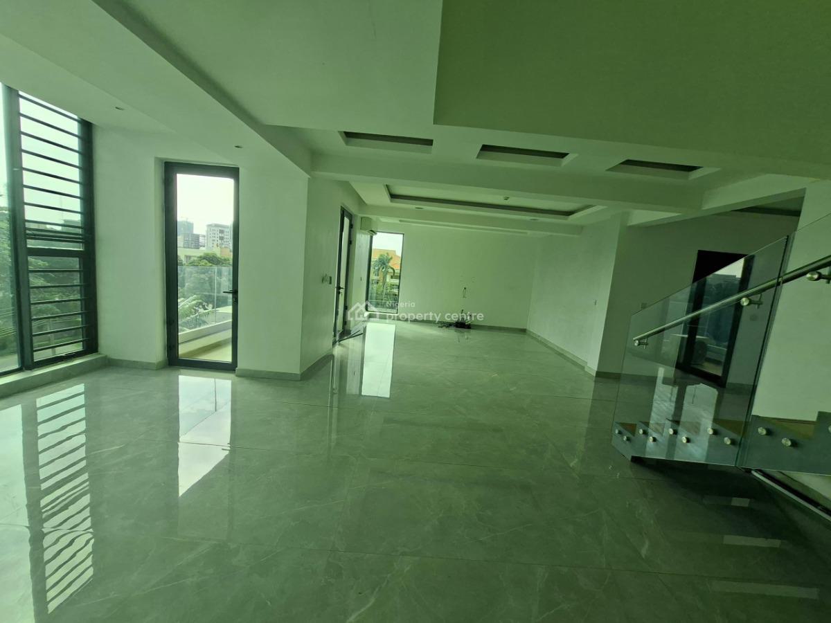 Luxury 4-bedroom Penthouse Maisonette + 2 Bqs, Old Ikoy, Ikoyi, Lagos, Flat / Apartment for Rent