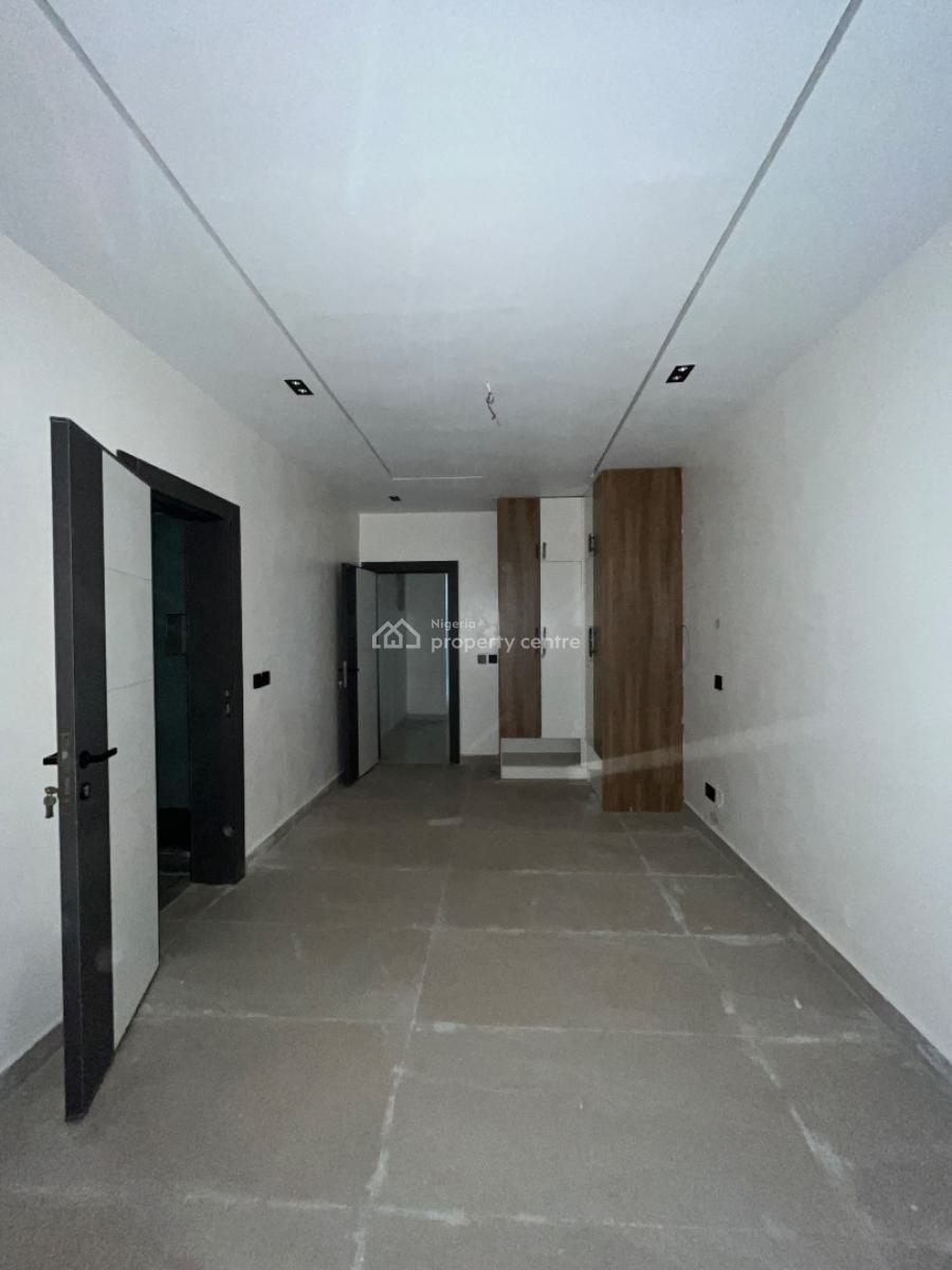 Deluxe 3 Bed Apartment, in a Gated Neighborhood, Ikeja Gra, Ikeja, Lagos, Flat / Apartment for Sale