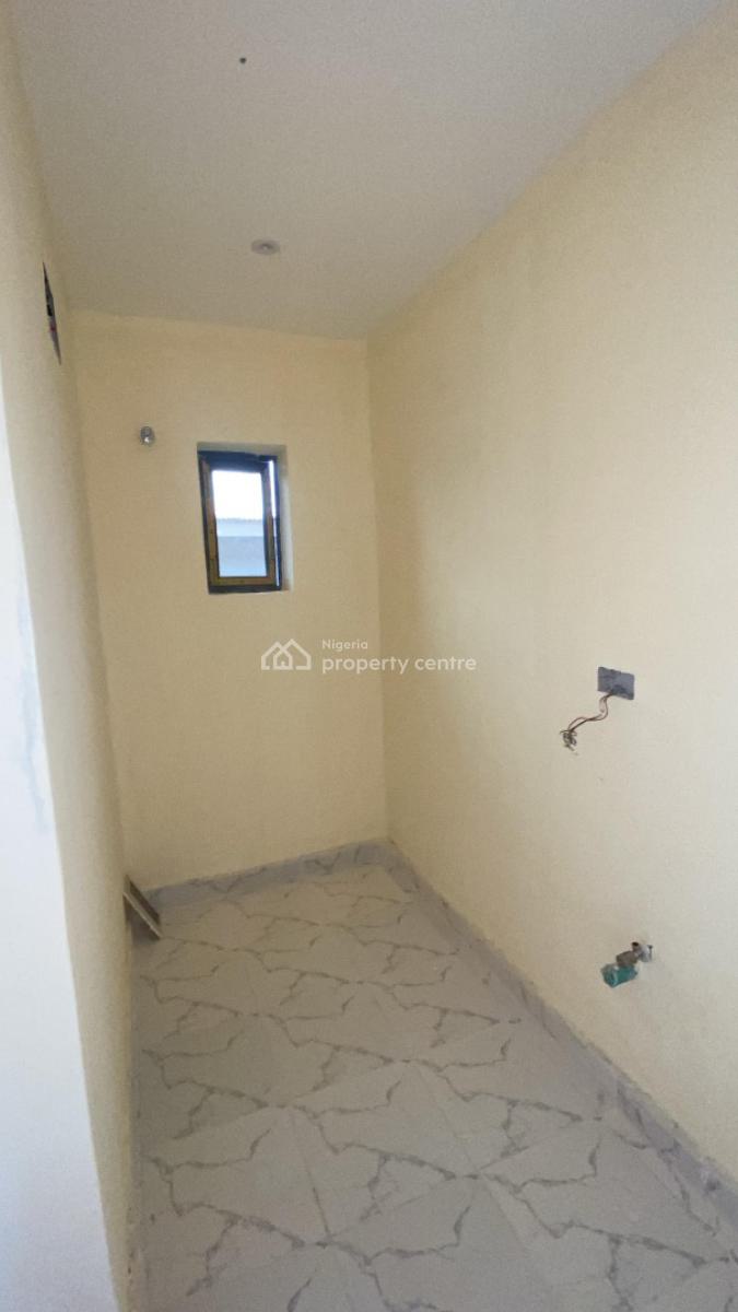 One Bedroom Apartment, Akoka Bariga Lagos, Akoka, Yaba, Lagos, Flat / Apartment for Rent