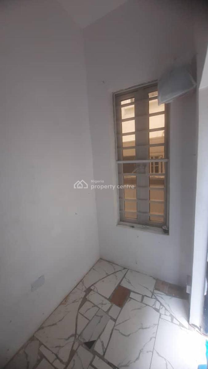 Sizeable Bq, Orchid Road, Lekki Phase 2, Lekki, Lagos, Self Contain (single Rooms) for Rent