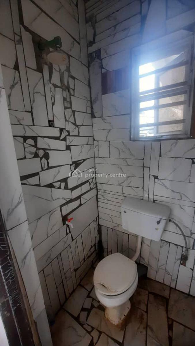 Sizeable Bq, Orchid Road, Lekki Phase 2, Lekki, Lagos, Self Contain (single Rooms) for Rent