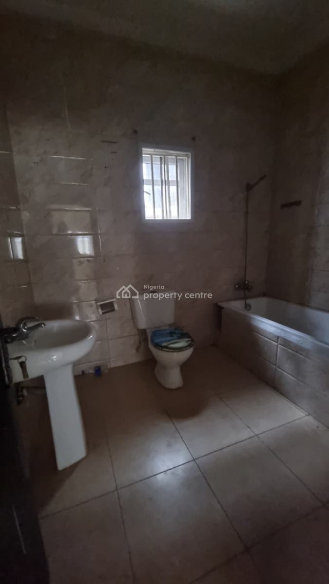 3bedroom Terrace  Duplex with Gate House, Osapa London, Lekki, Lagos, Terraced Duplex for Rent