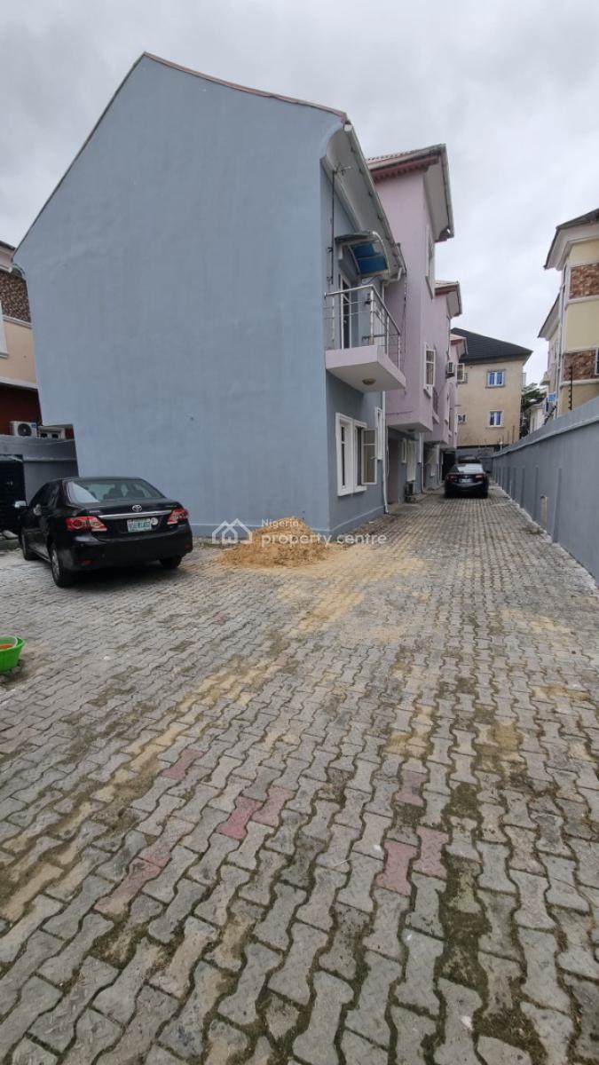 3bedroom Terrace  Duplex with Gate House, Osapa London, Lekki, Lagos, Terraced Duplex for Rent