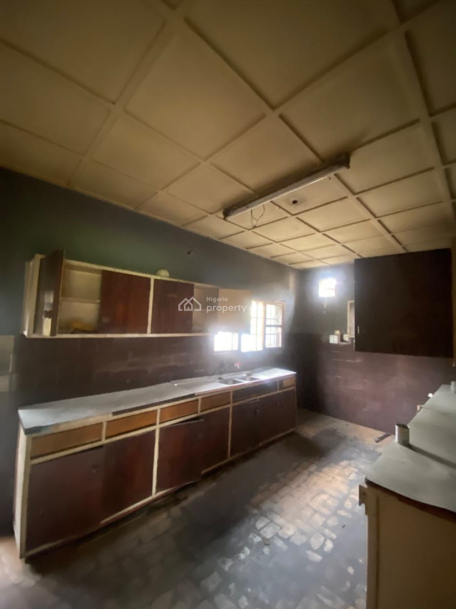 Well Located and Spacious 4bedroom Office Space, New Gra Phase 2, Port Harcourt, Rivers, Office Space for Rent