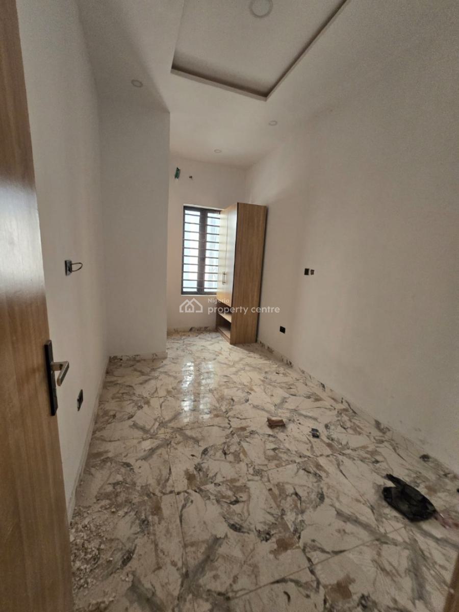 2 Bedroom Terrace with a Bq in Ologolo., Ologolo Lekki Lagos, Ologolo, Lekki, Lagos, Terraced Duplex for Rent