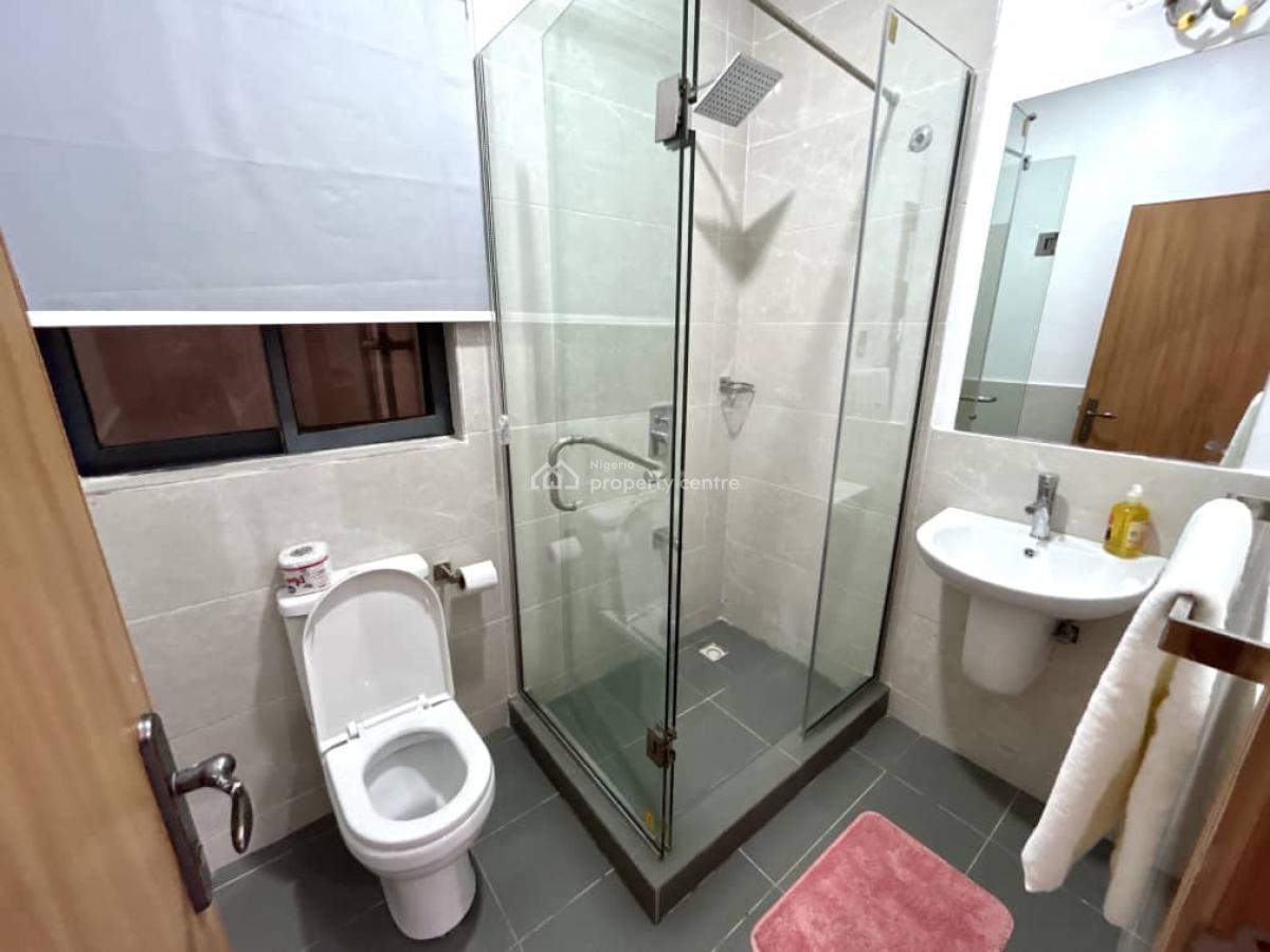 Luxurious 3 Bedroom with Dining Area & Swimming Pool, on The 6th Floor with a Water View, Ikoyi, Lagos, Flat / Apartment Short Let