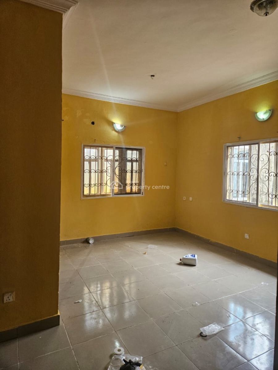 Spacious 3 Bedroom Apartment, Ajah, Lagos, Flat / Apartment for Rent