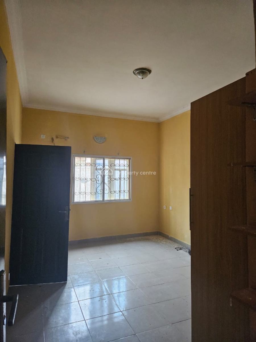 Spacious 3 Bedroom Apartment, Ajah, Lagos, Flat / Apartment for Rent