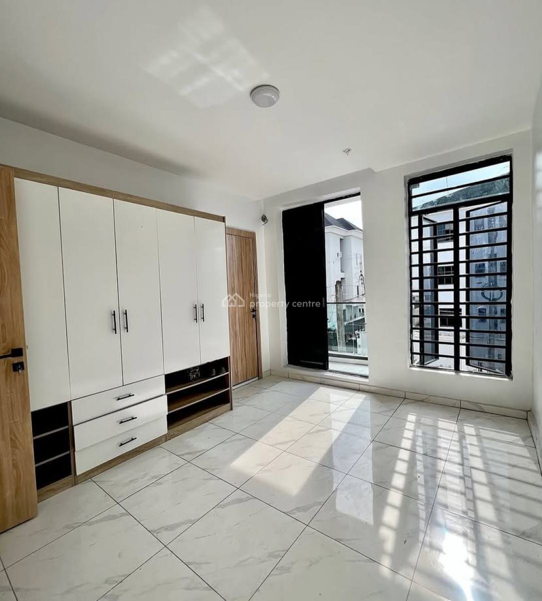 2 Bedroom Apartment Newly Listed, Behind Elevation Ikate Lekki Lagos, Ilasan, Lekki, Lagos, Flat / Apartment for Sale