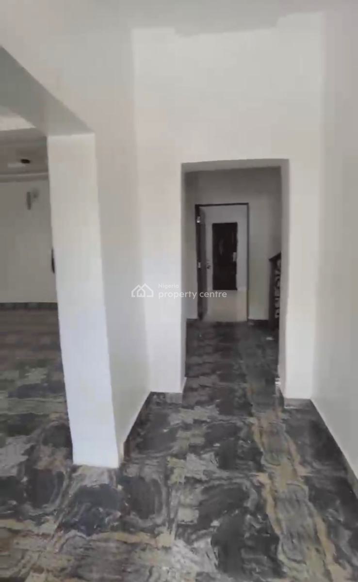 Massive Luxury 5bedroom Duplex, Along Nut, Airport Road, Lugbe District, Abuja, Detached Duplex for Sale