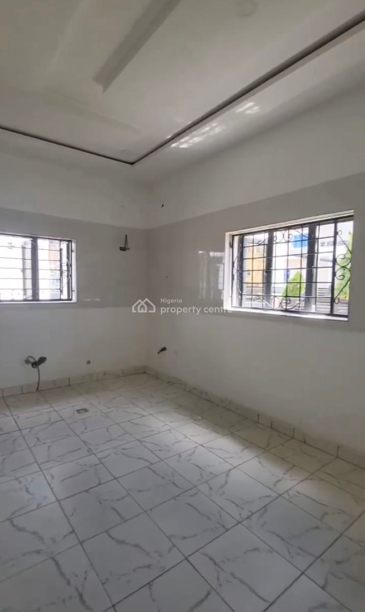 Massive Luxury 5bedroom Duplex, Along Nut, Airport Road, Lugbe District, Abuja, Detached Duplex for Sale