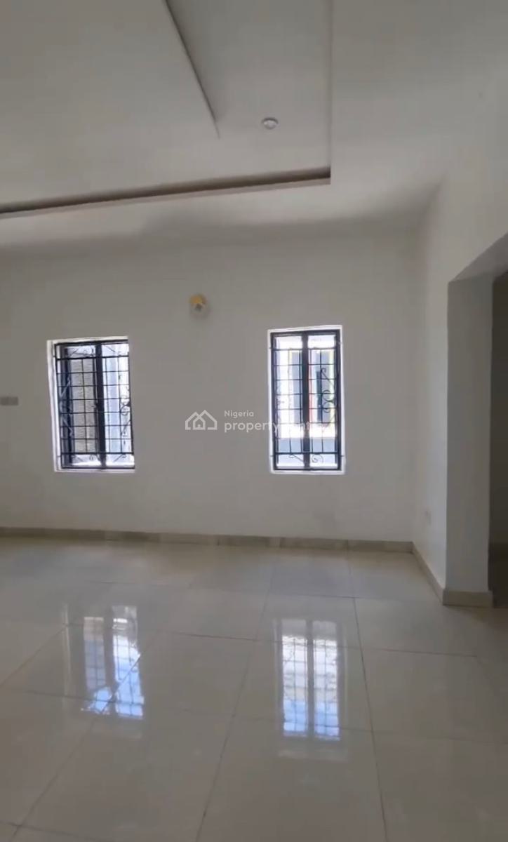 Massive Luxury 5bedroom Duplex, Along Nut, Airport Road, Lugbe District, Abuja, Detached Duplex for Sale