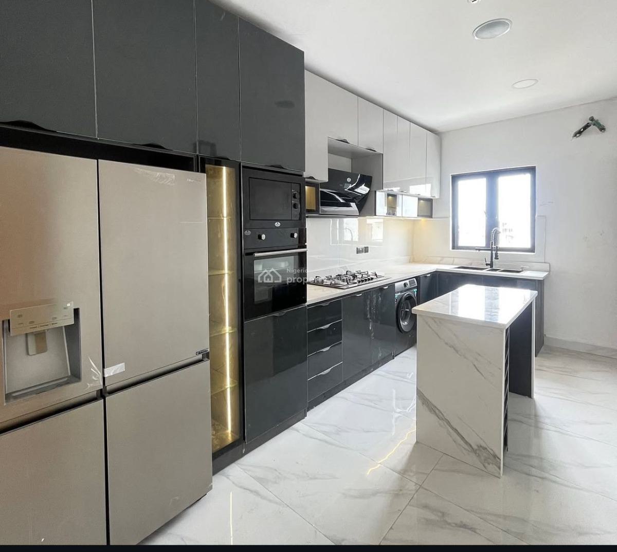 2 Bedroom Apartment with Bq, Lekki Phase 1, Lekki, Lagos, Flat / Apartment for Sale